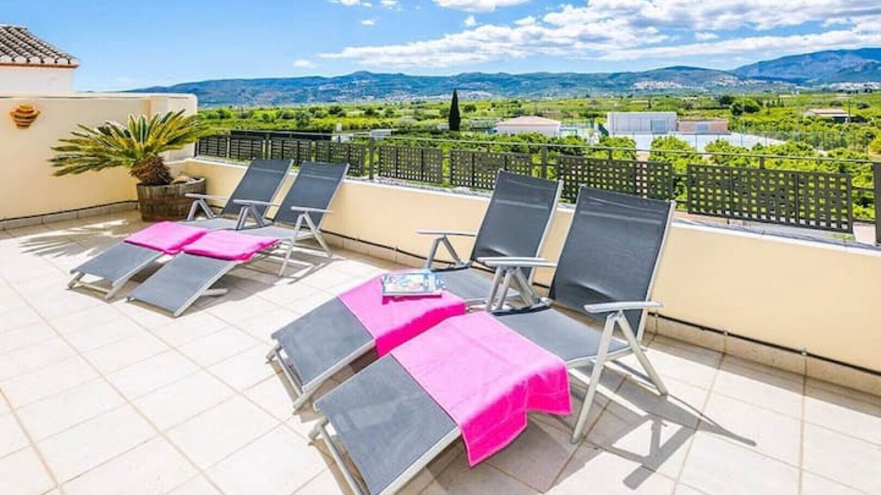 Photo of Patio Balcony in Rafol de Almunia