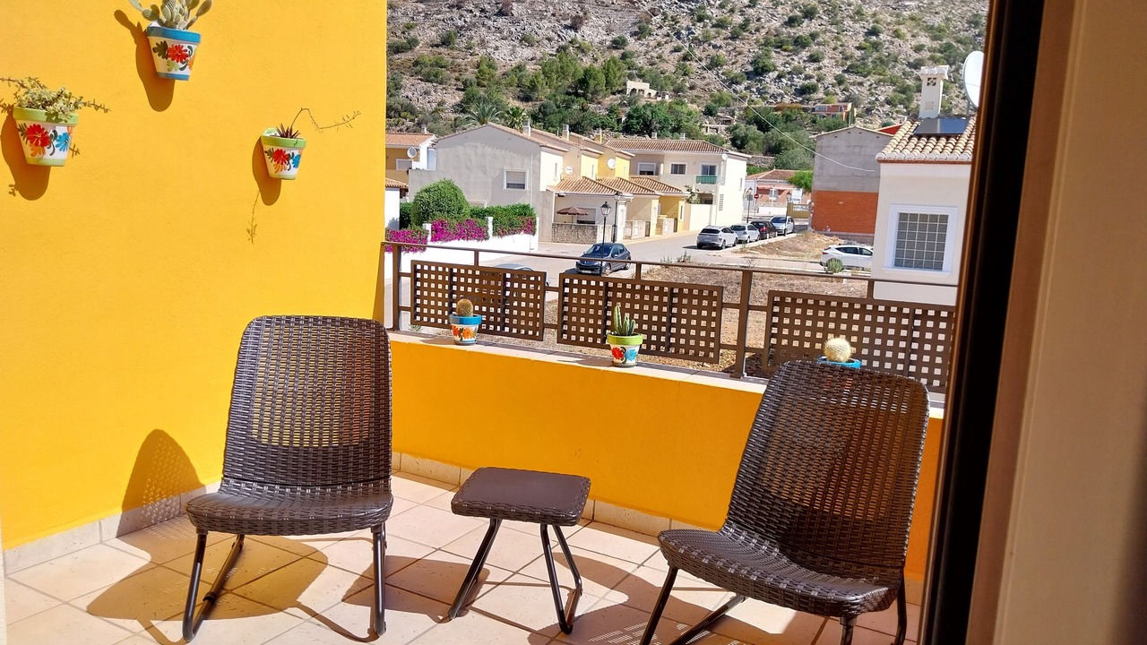 Photo of Patio Balcony in Rafol de Almunia