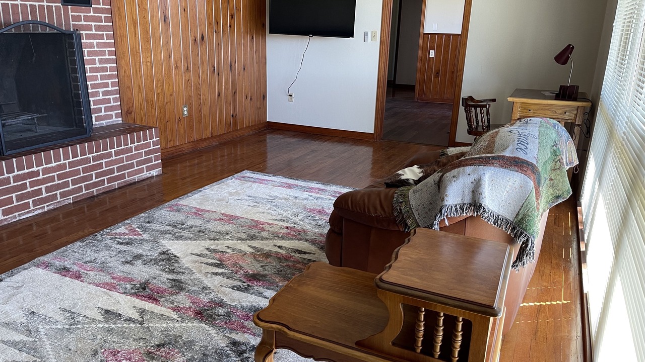 Photo of Livingroom in Jonesboro