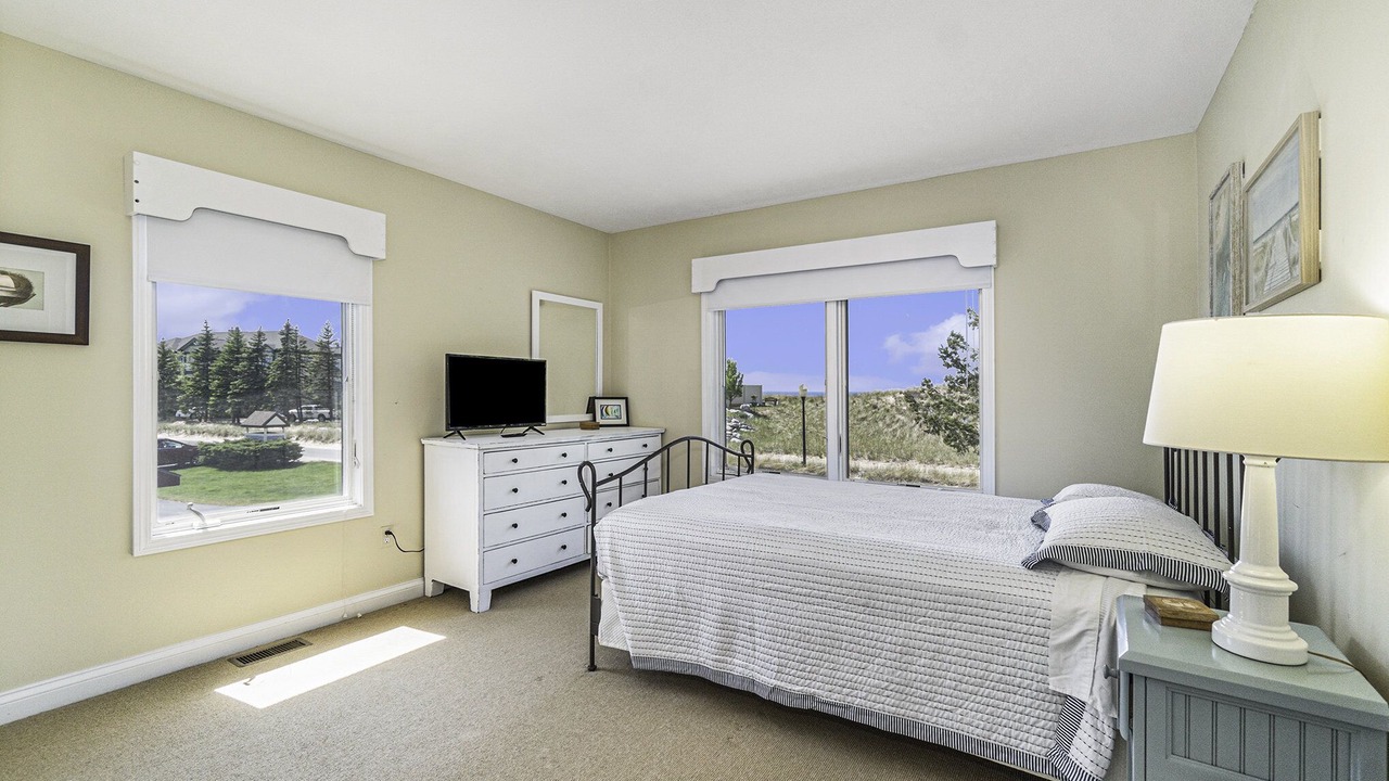 Photo of Bedroom in Manistee