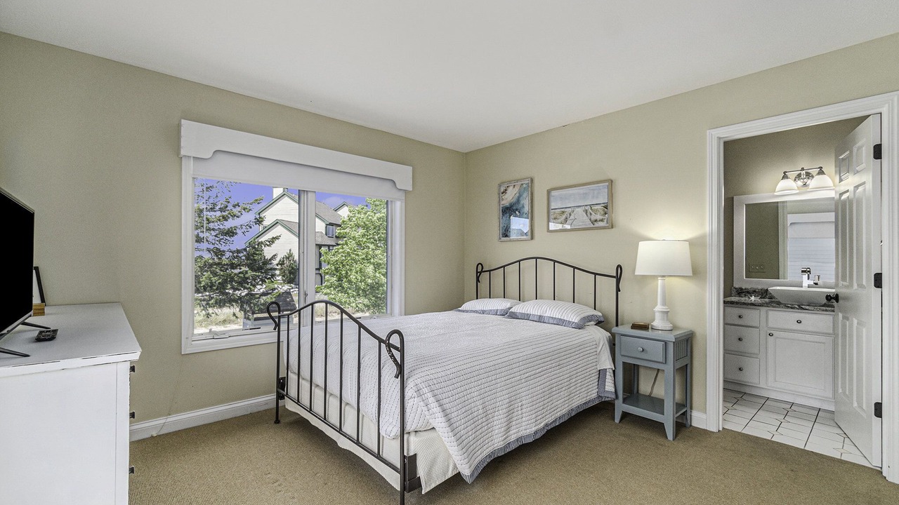 Photo of Bedroom in Manistee