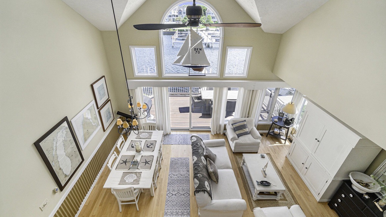 Photo of Livingroom in Manistee
