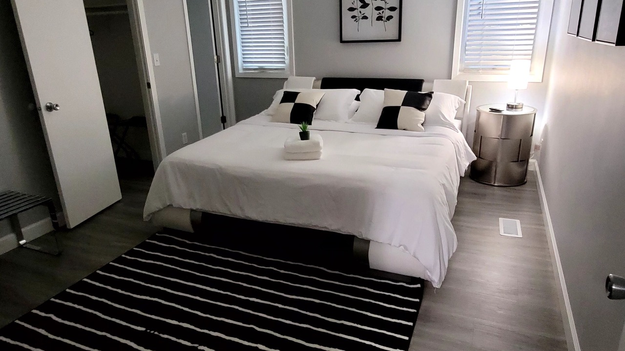 Photo of Bedroom in Shorewood