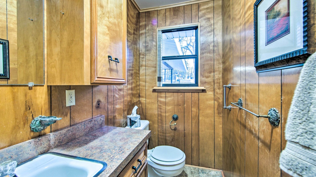 Photo of Bathroom in Mabank