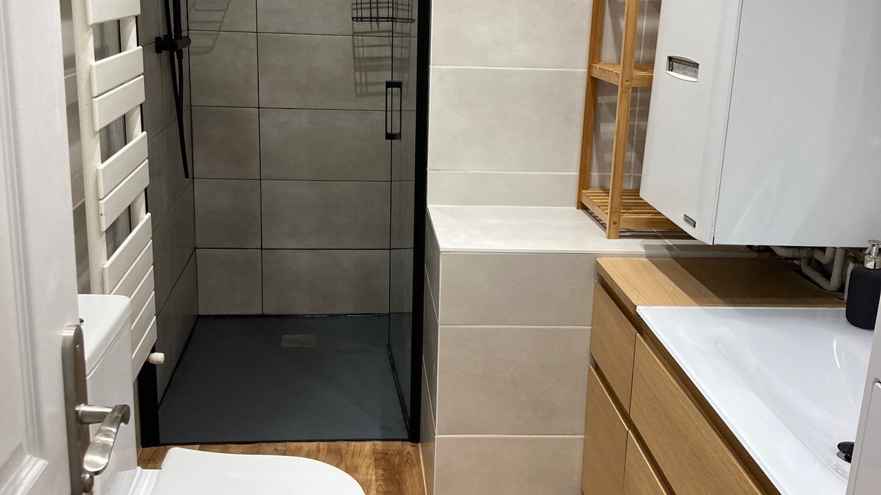 Photo of Bathroom in Poissy