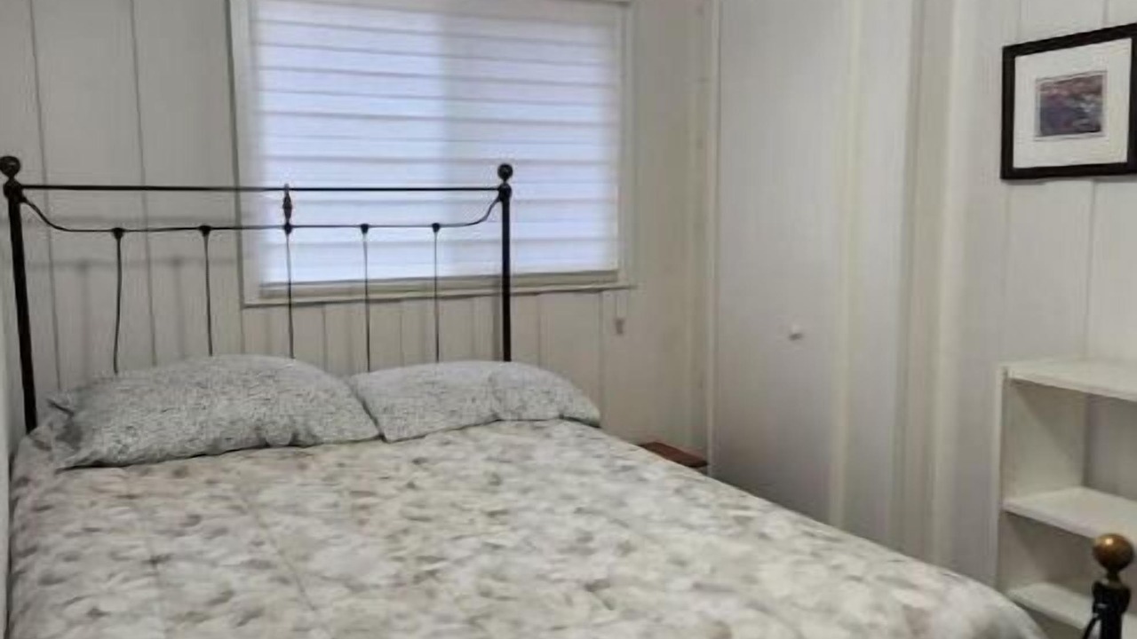 Photo of Bedroom in Gravenhurst