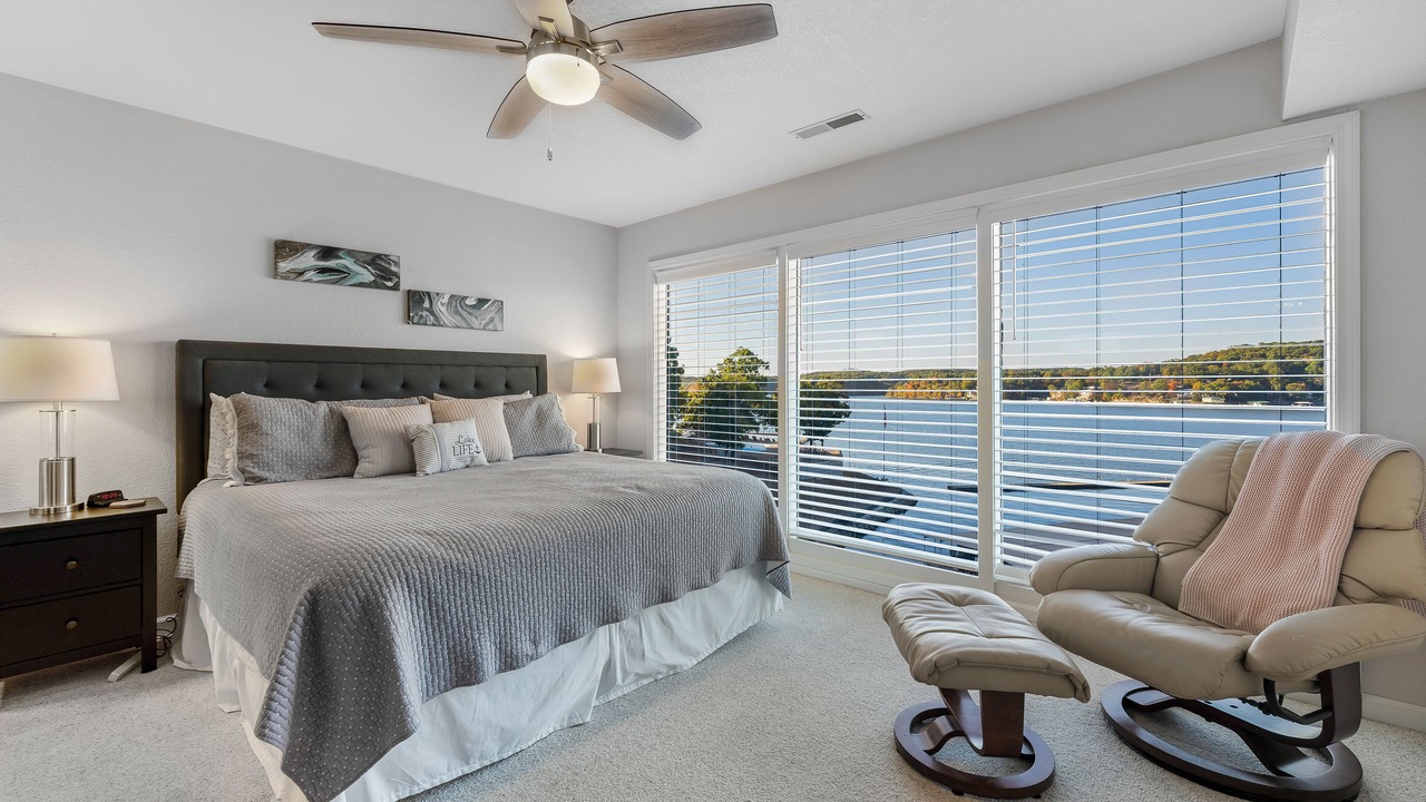 Photo of Bedroom in Lake of the Ozarks