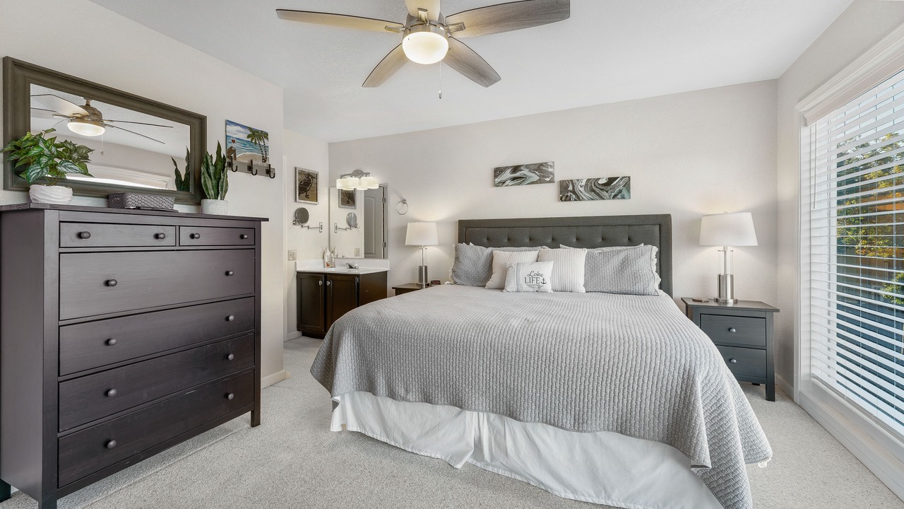 Photo of Bedroom in Lake of the Ozarks