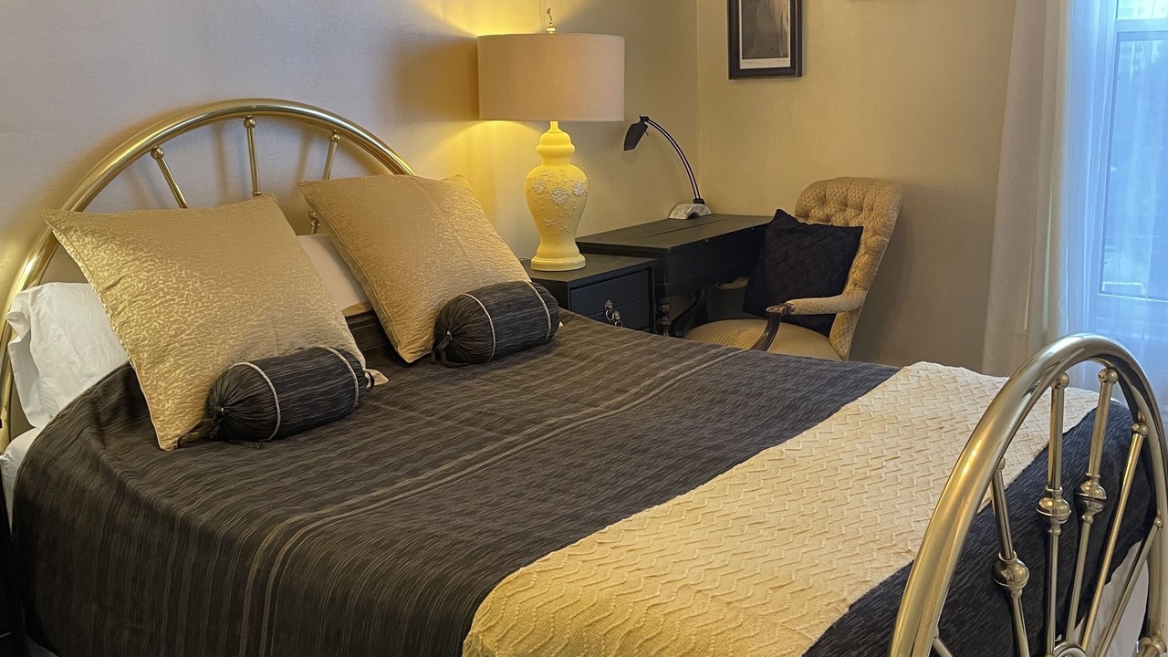 Photo of Bedroom in Exhibition Park