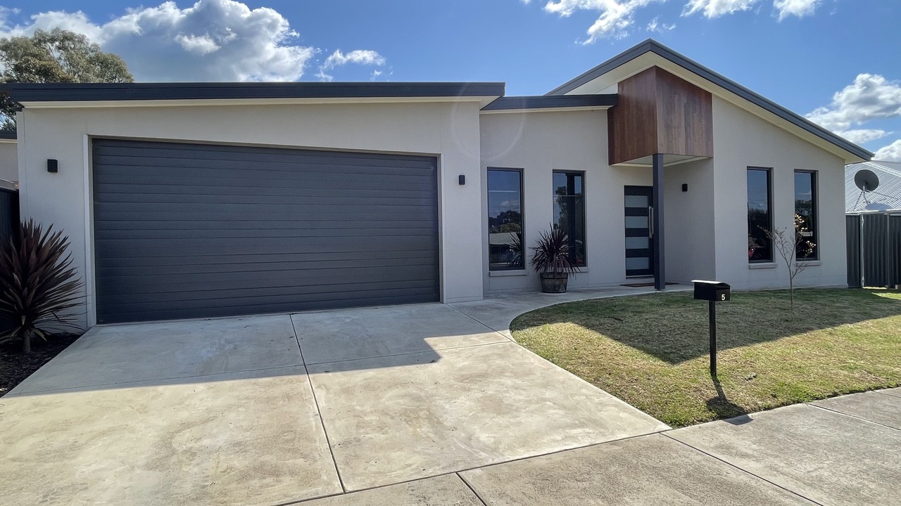 Photo of Outdoor in Mansfield