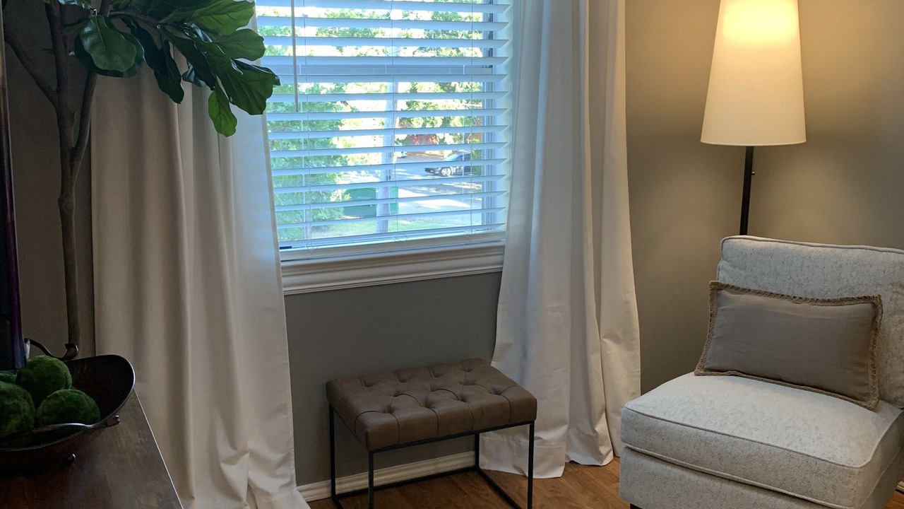Photo of Livingroom in Denton