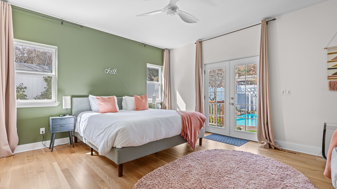 Photo of Outdoor in Ashland