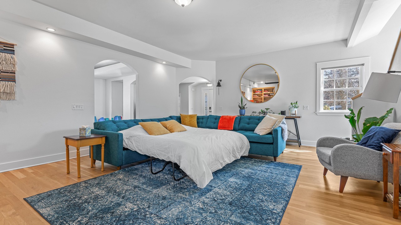 Photo of Bedroom in Ashland