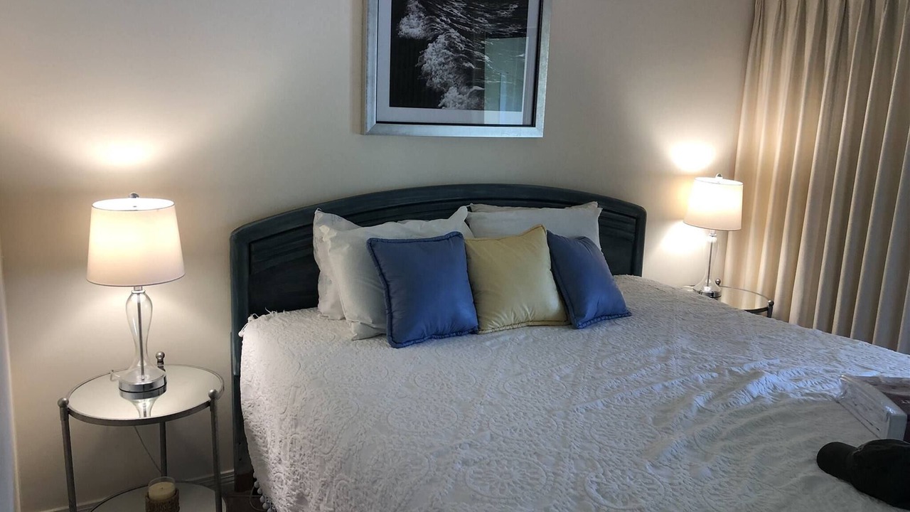 Photo of Bedroom in Miramar Beach