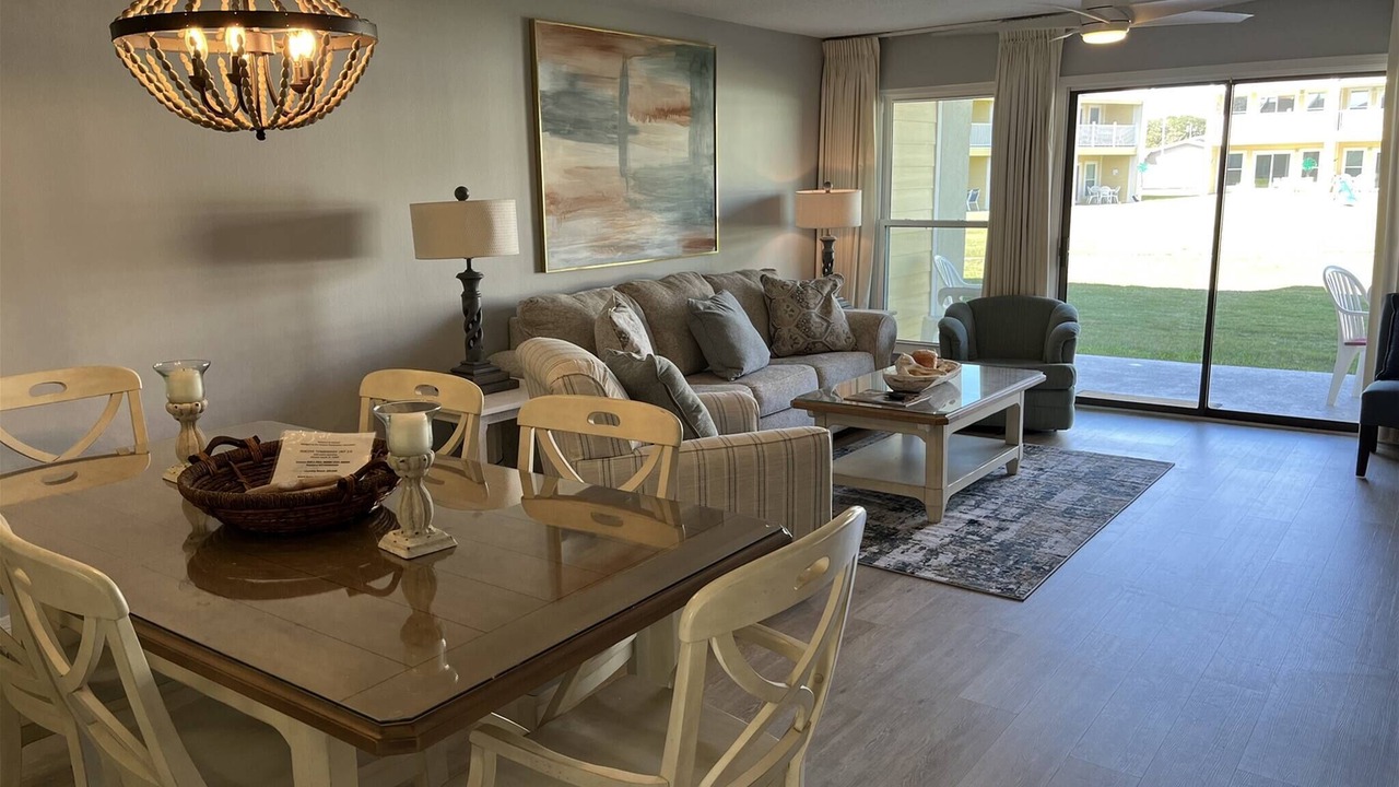Photo of Livingroom in Miramar Beach