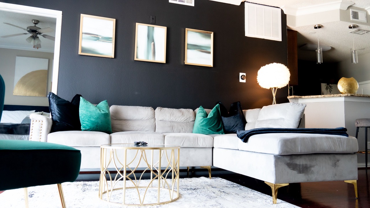 Photo of Livingroom in Uptown
