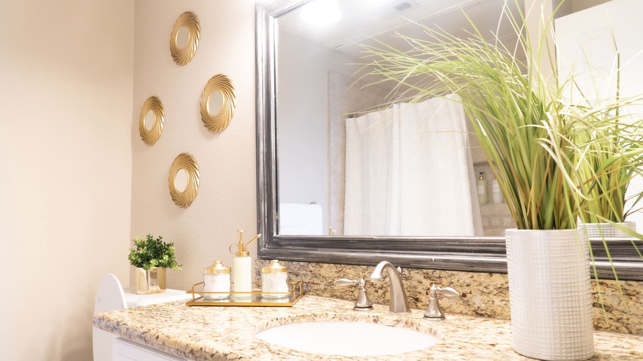 Photo of Bathroom in Uptown
