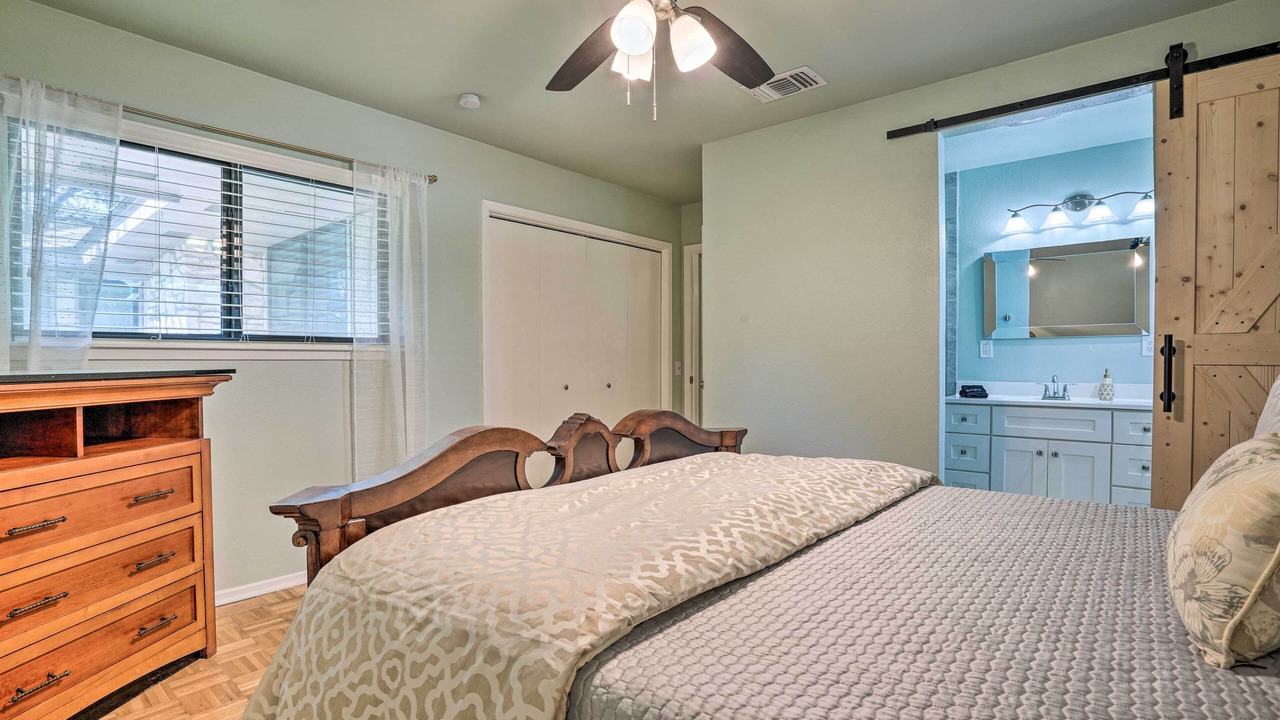 Photo of Bedroom in Vance Jackson