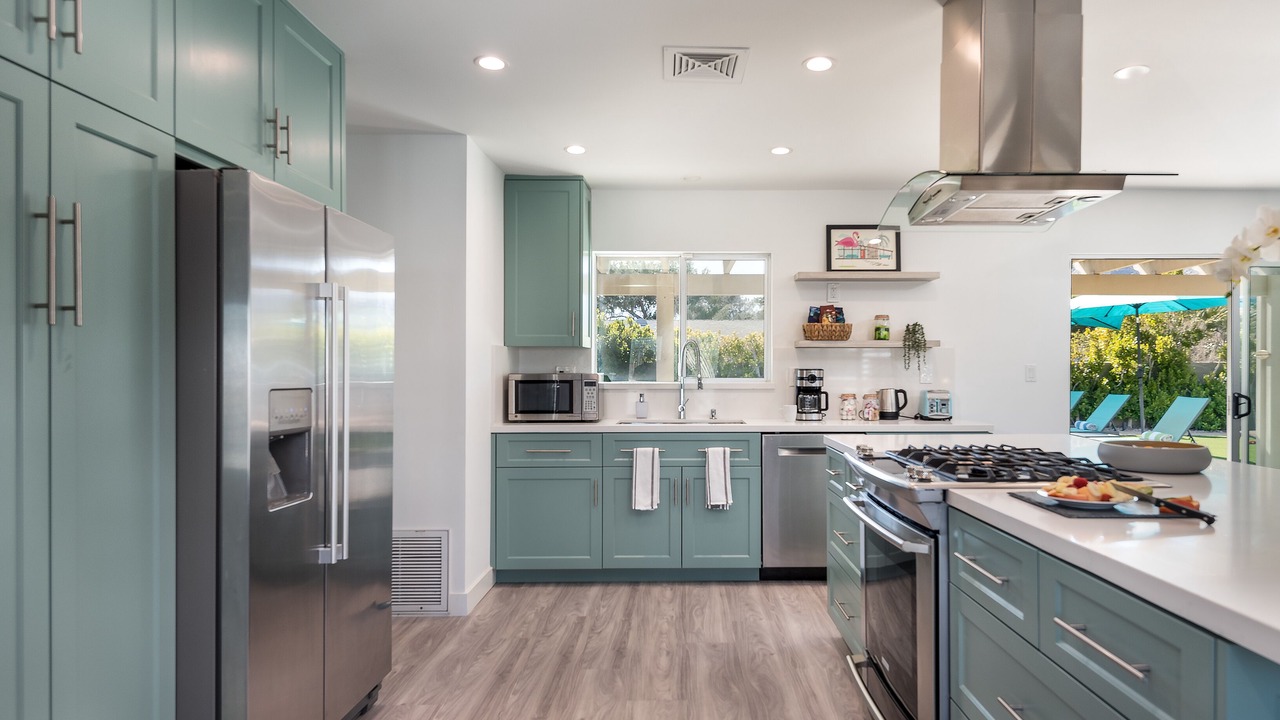 Photo of Kitchen in Racquet Club Estates