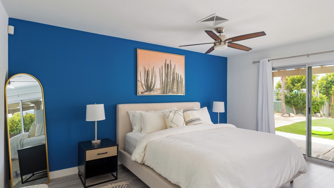 Photo of Bedroom in Racquet Club Estates