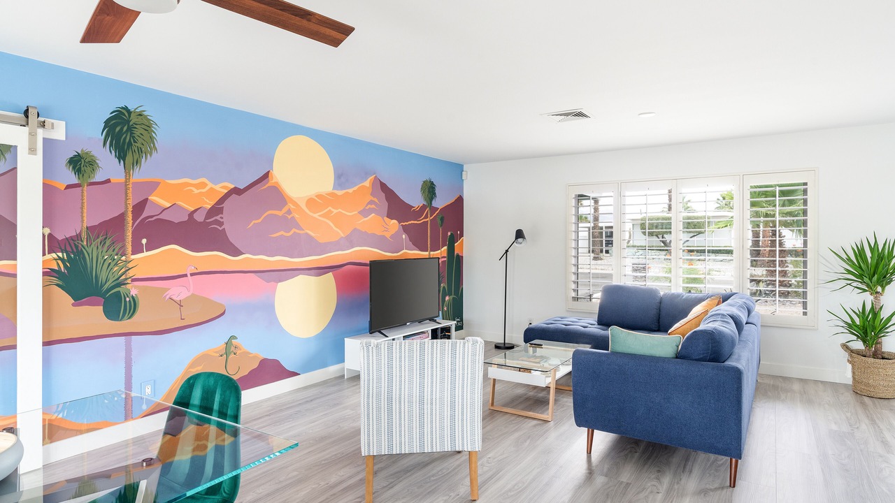 Photo of Livingroom in Racquet Club Estates