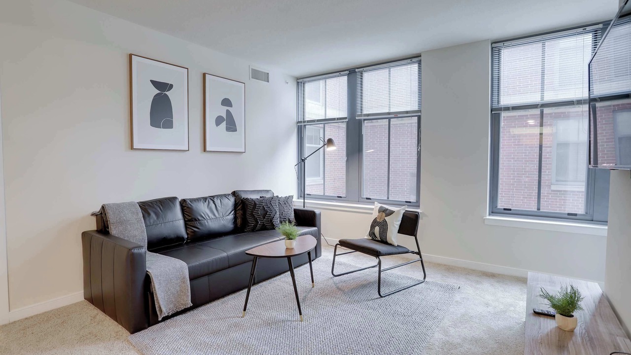 Photo of Livingroom in Aurora Highlands