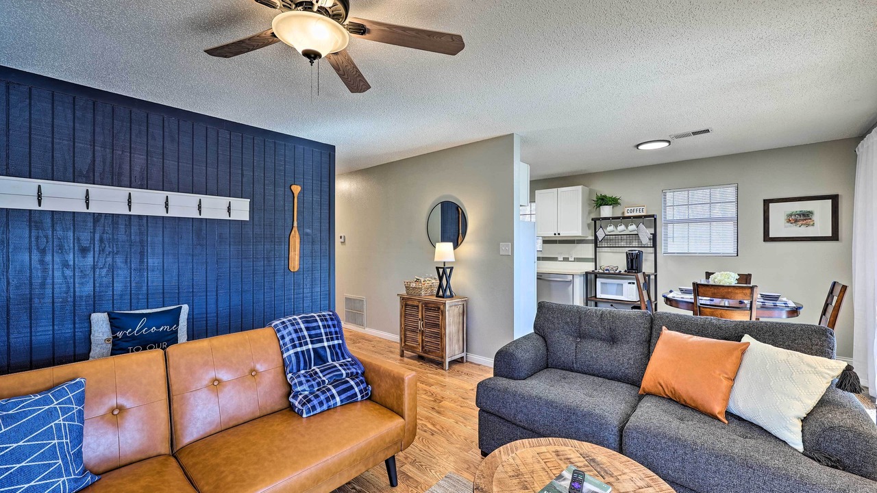 Photo of Livingroom in Powell