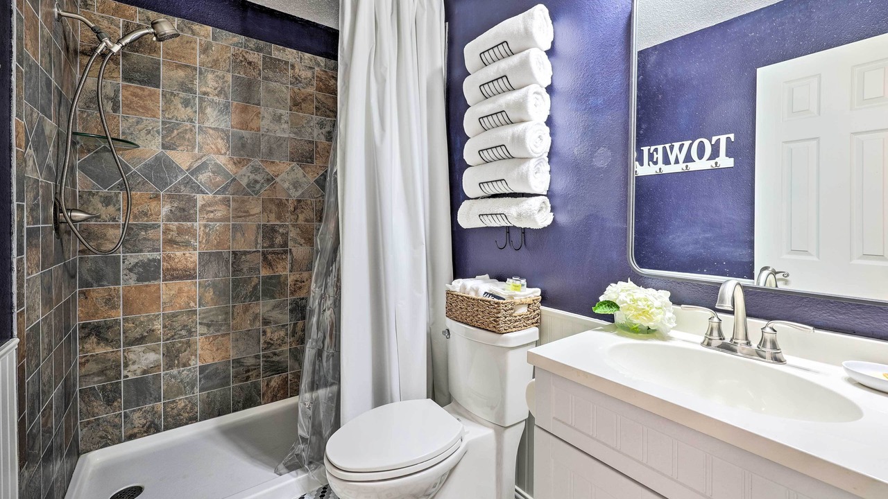 Photo of Bathroom in Powell