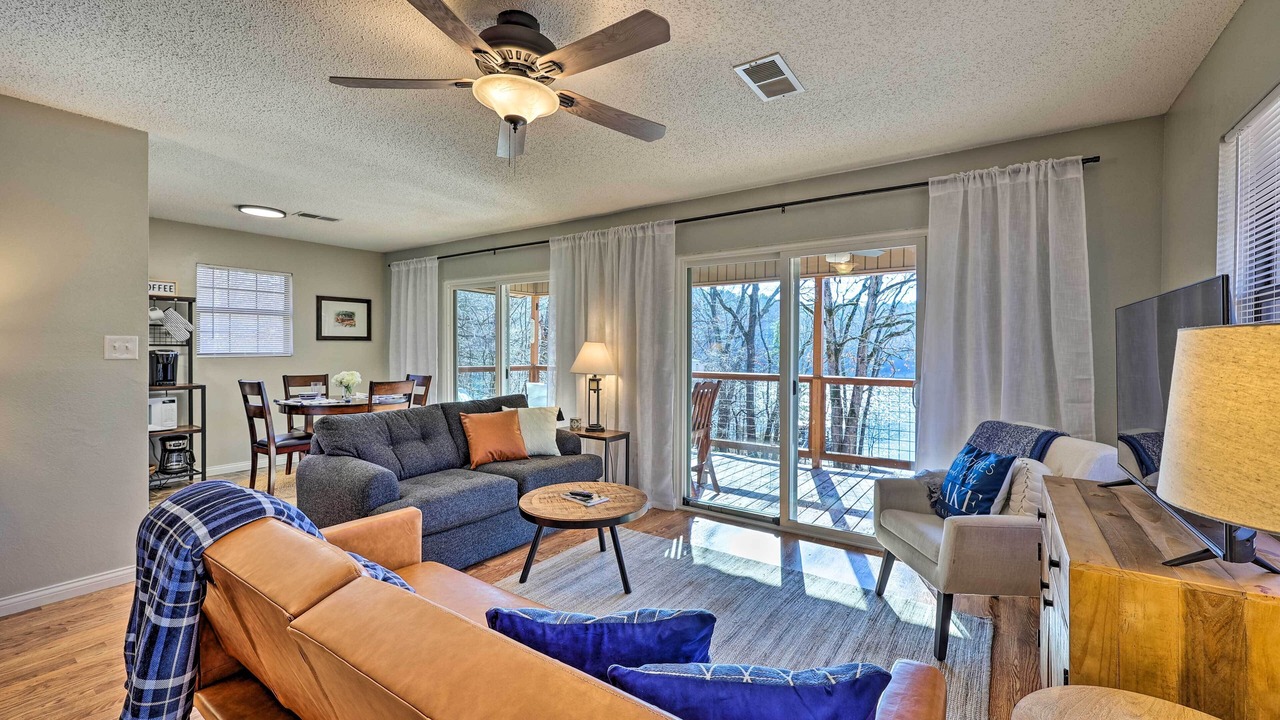 Photo of Livingroom in Powell