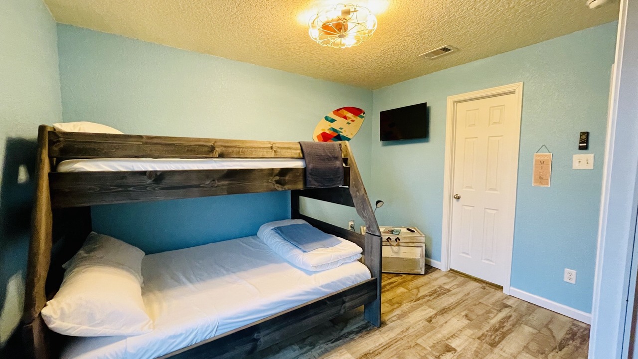 Photo of Bedroom in Surfside Beach