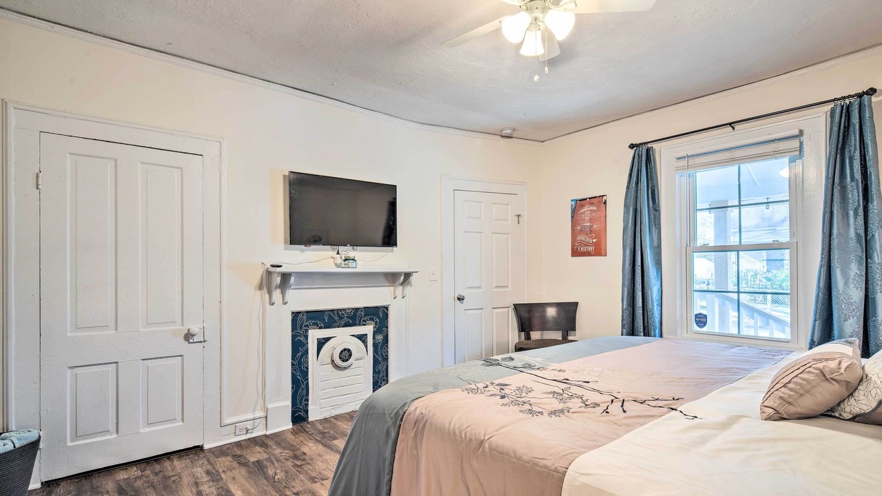 Photo of Bedroom in Parker