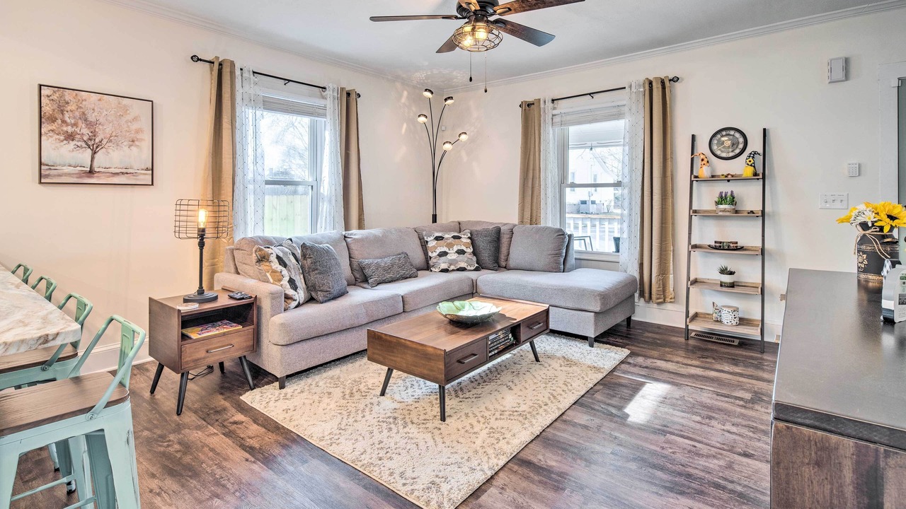 Photo of Livingroom in Parker