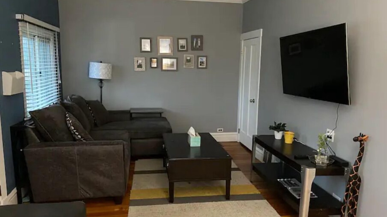 Photo of Bedroom in Elmhurst