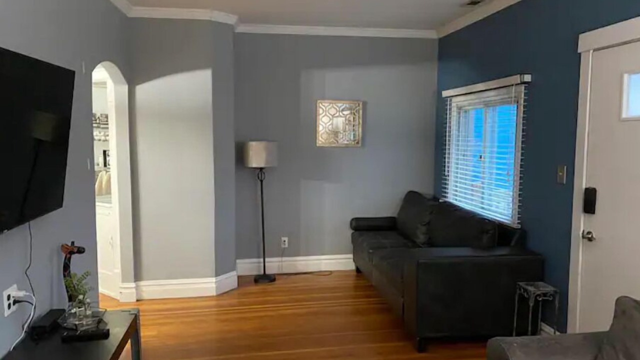 Photo of Bedroom in Elmhurst