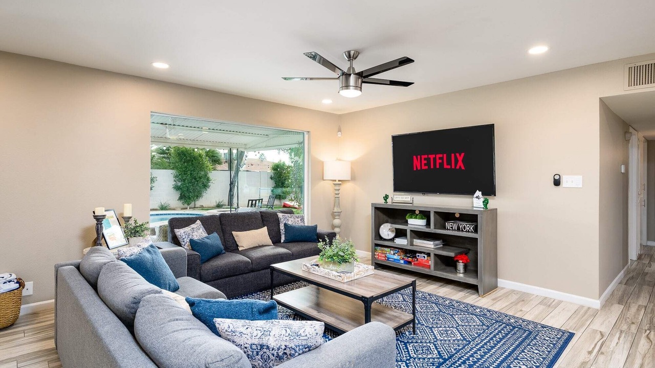 Photo of Livingroom in Cox Heights