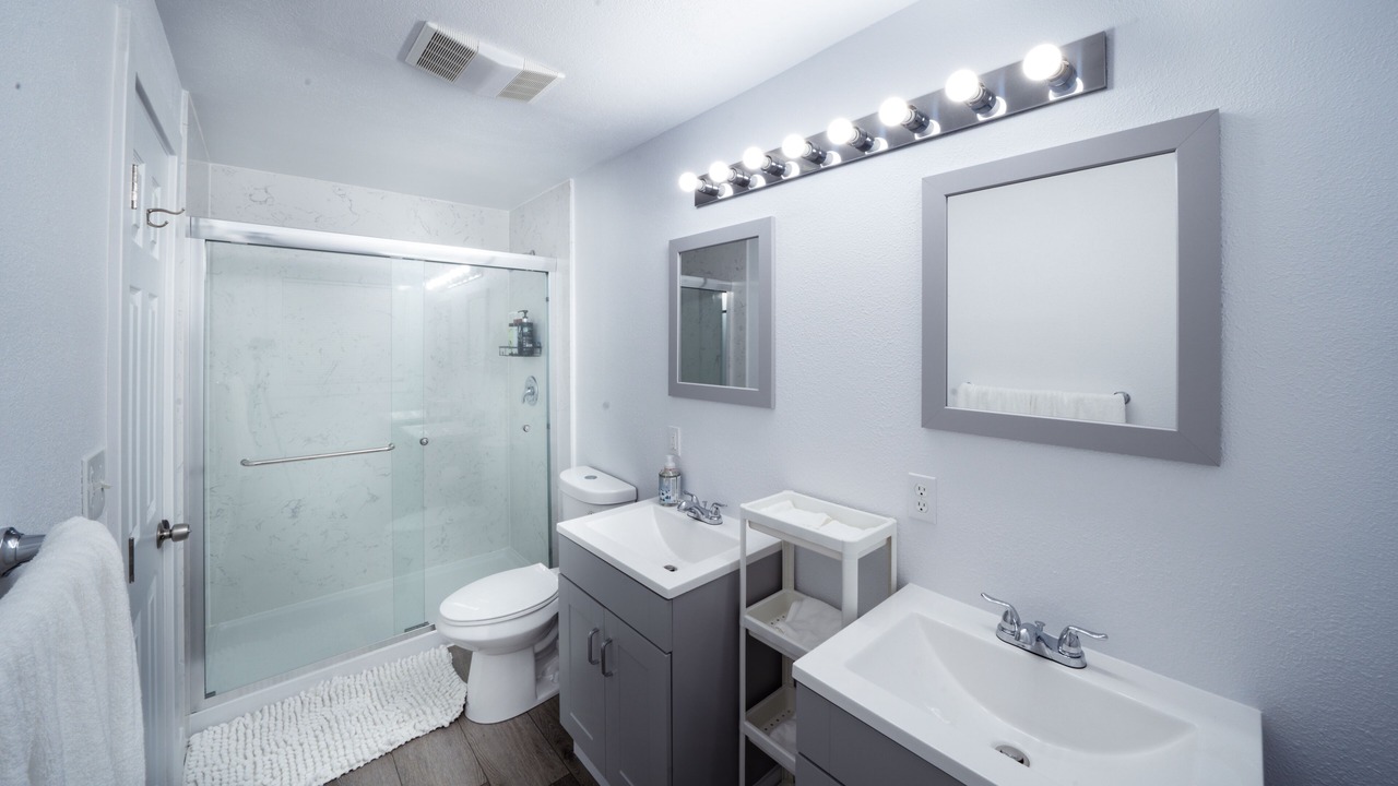 Photo of Bathroom in Seattle Metro Area