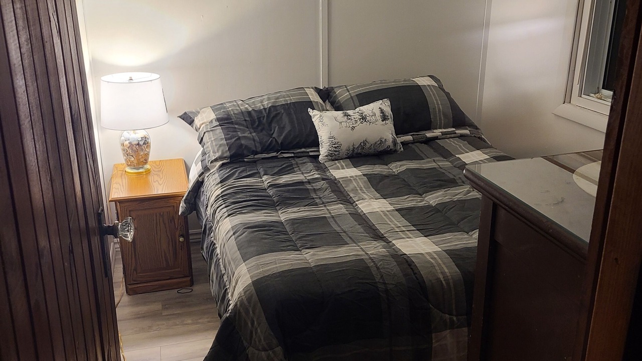 Photo of Bedroom in Irondale