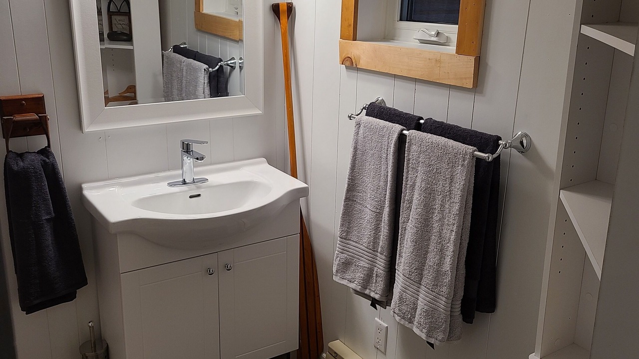 Photo of Bathroom in Irondale