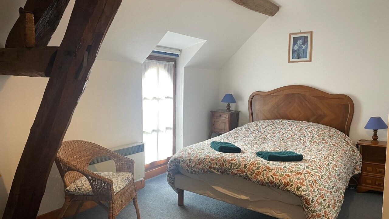 Photo of Bedroom in Rueil-la-Gadeliere