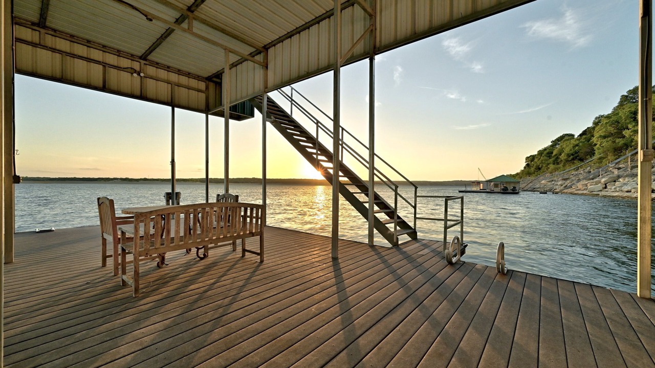 Photo of Outdoor in Eck Lane on the Lake
