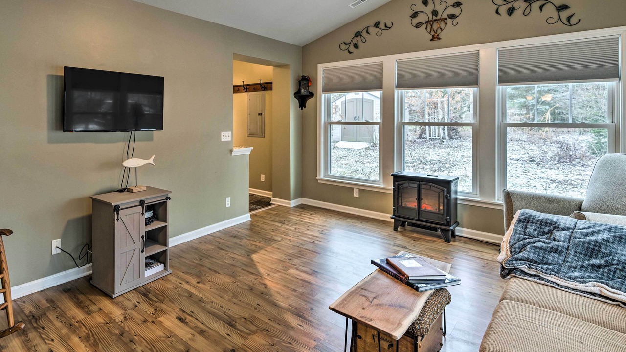 Photo of Bedroom in Delavan Lake