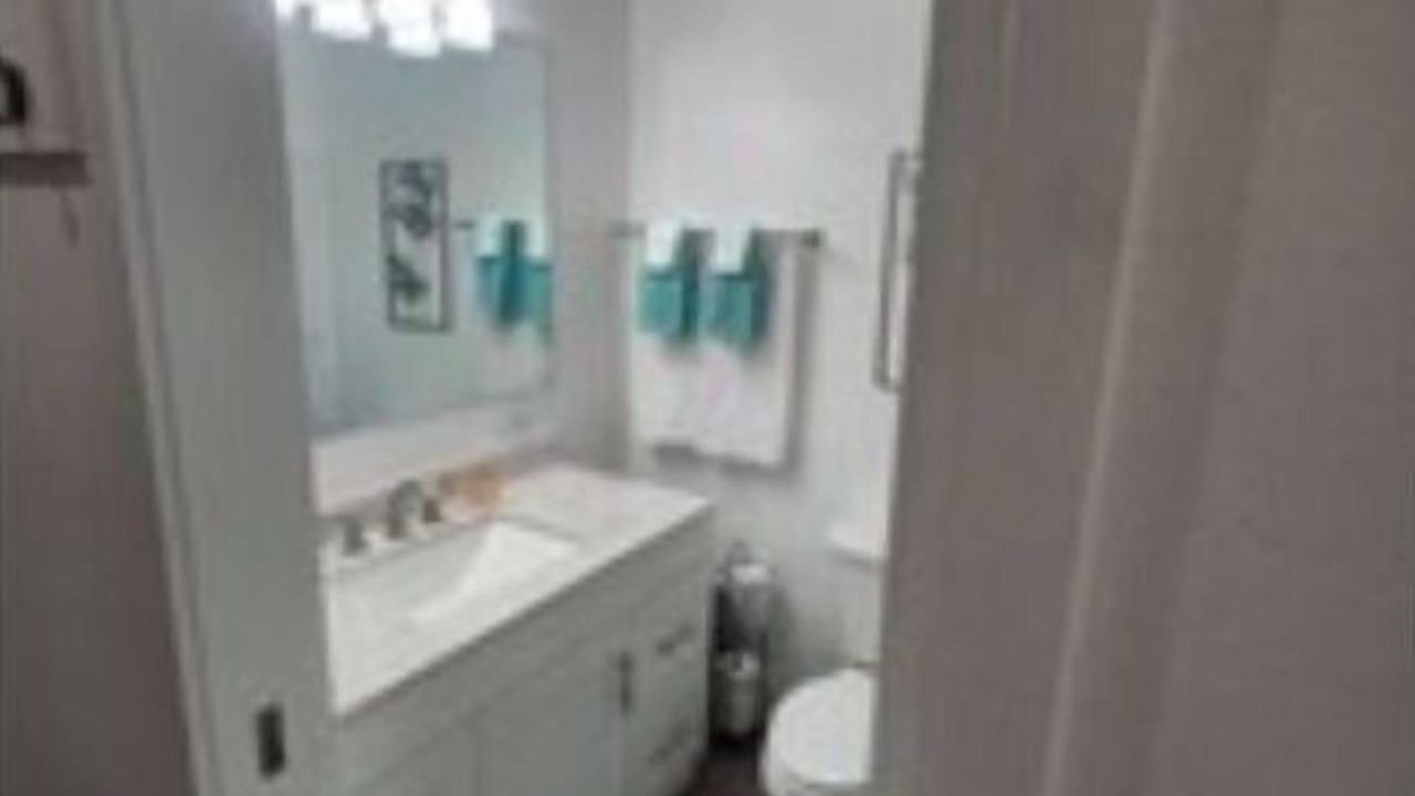 Photo of Bathroom in Donna