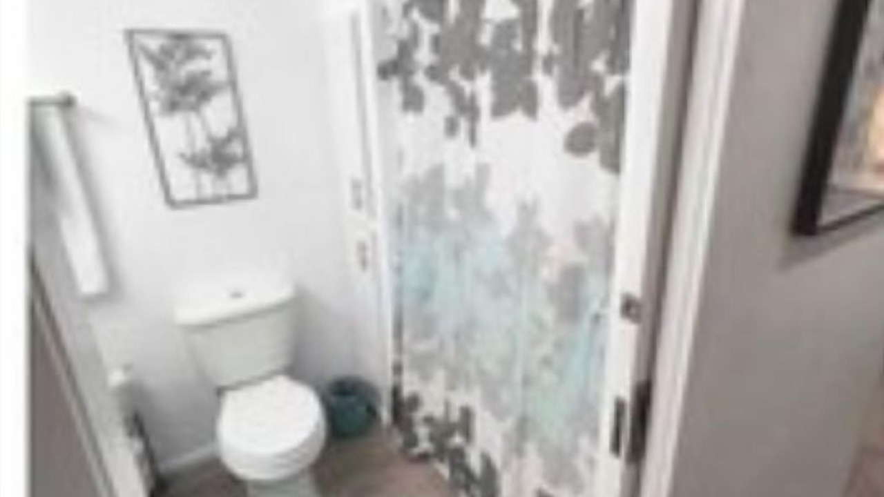 Photo of Bathroom in Donna