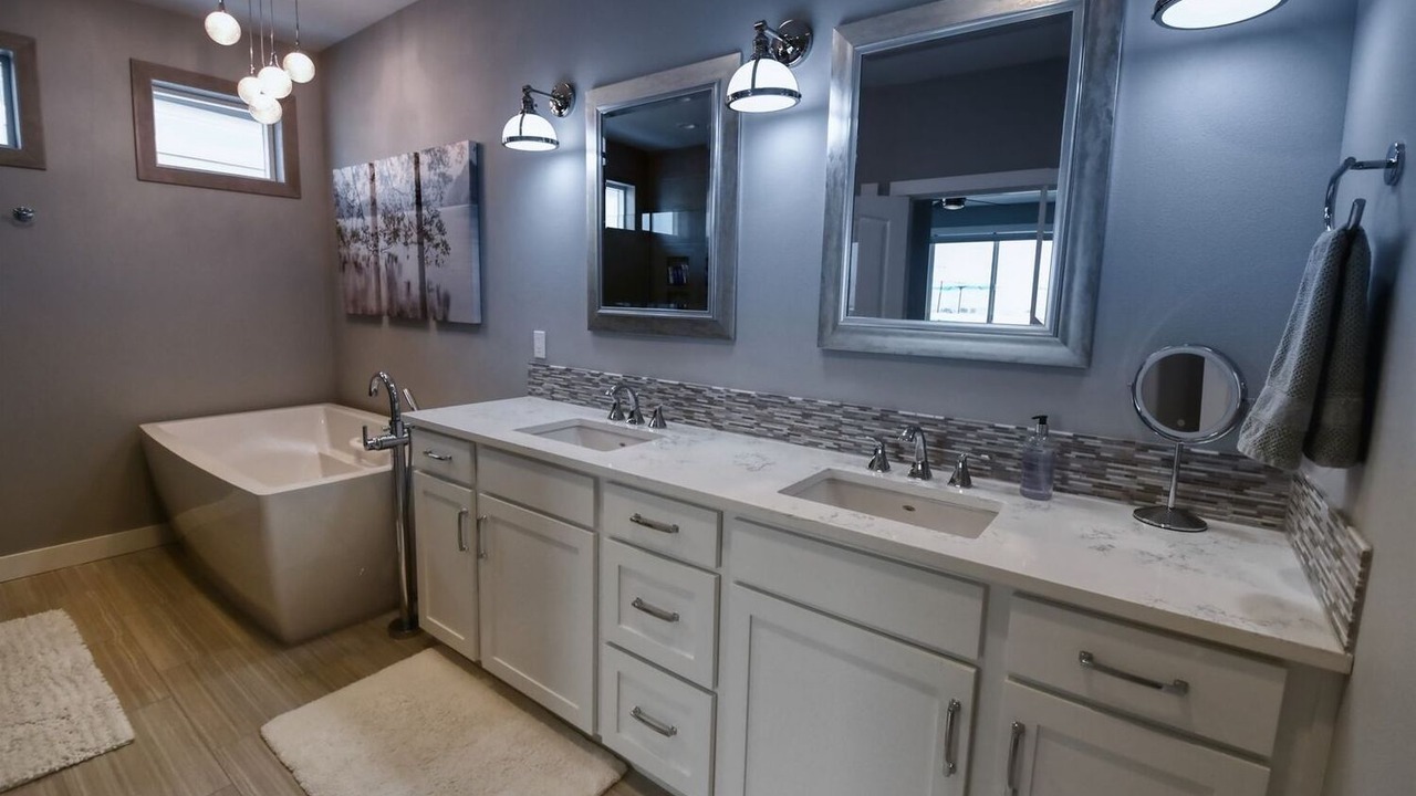 Photo of Bathroom in Desert Aire