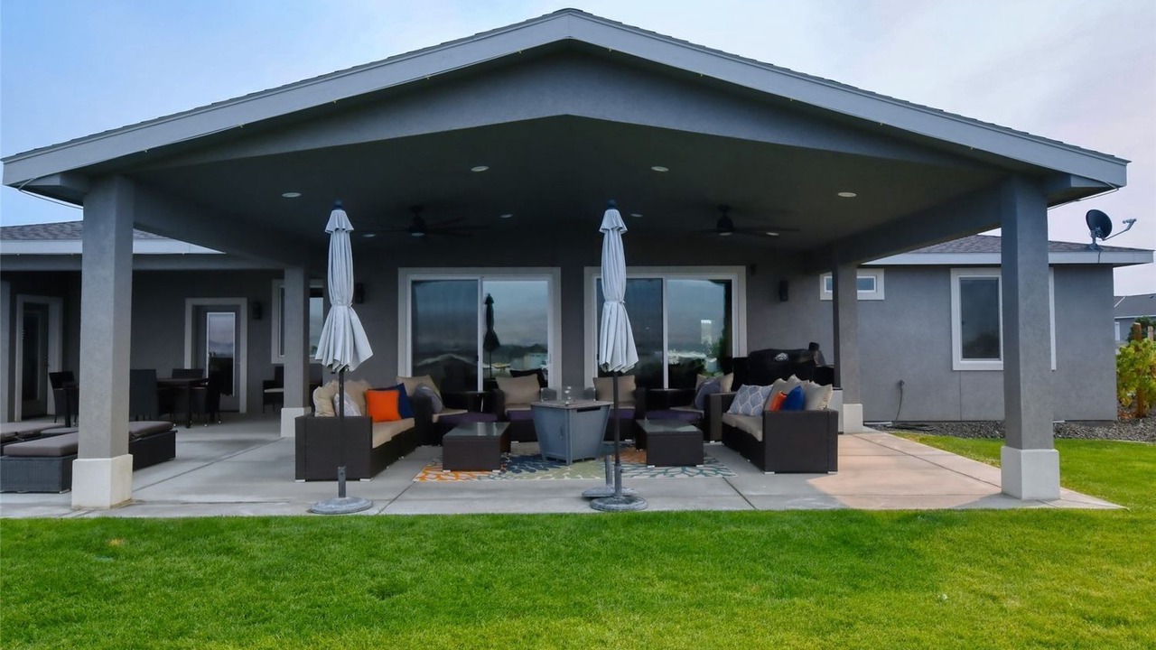 Photo of Patio Balcony in Desert Aire