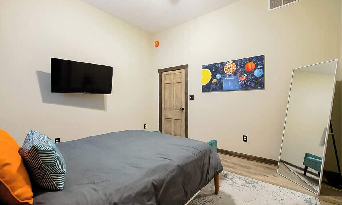 Photo of Bedroom in Smoketown Jackson