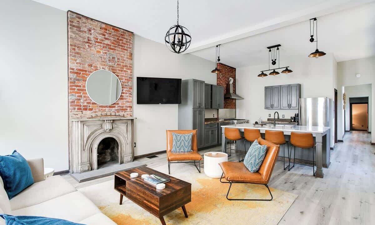 Photo of Livingroom in Smoketown Jackson