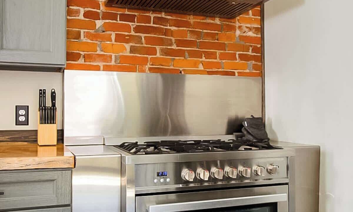 Photo of Kitchen in Smoketown Jackson