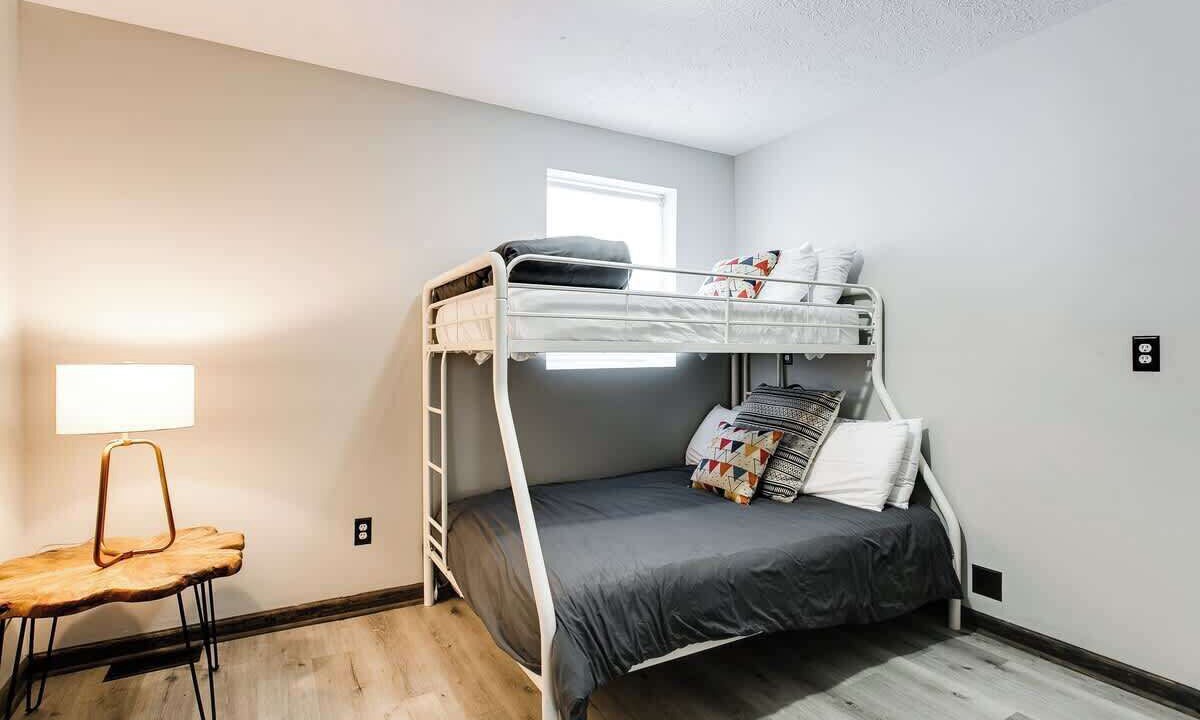 Photo of Bedroom in Smoketown Jackson