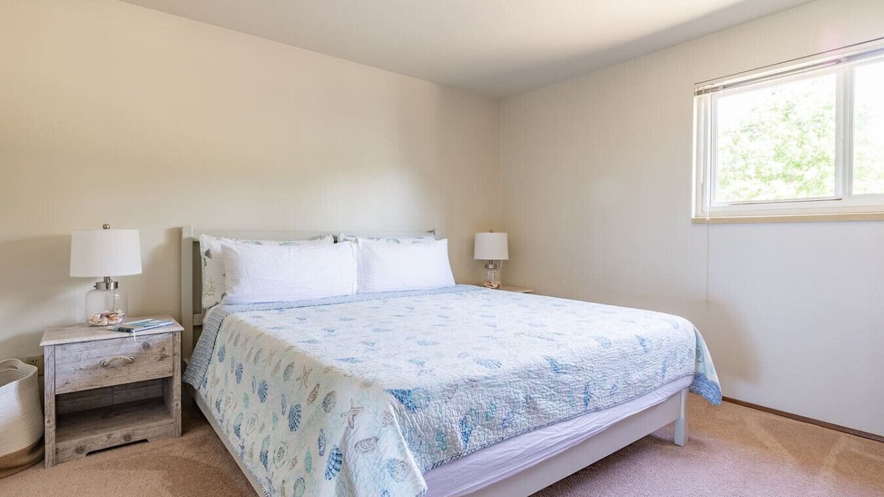 Photo of Others in Gatewood